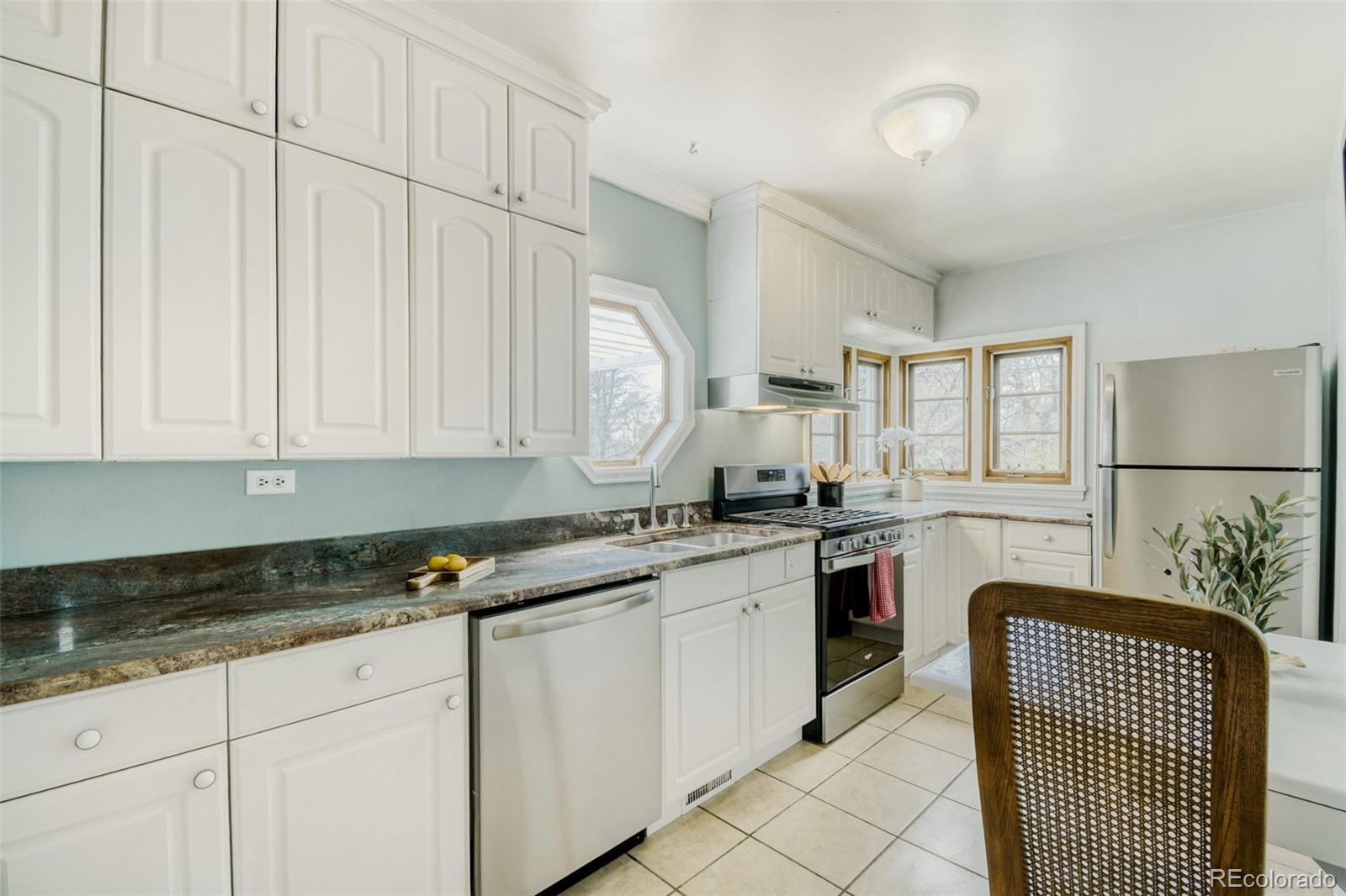 1825 Glen Dale Drive Lakewood CO 80215