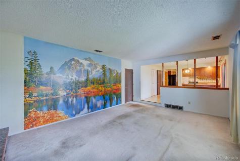 7621 Oak Street Arvada CO 80005