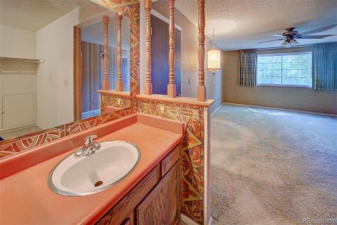 7621 Oak Street Arvada CO 80005