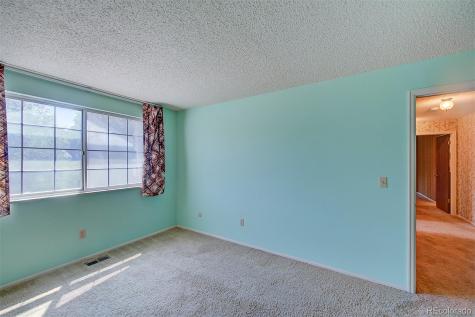 7621 Oak Street Arvada CO 80005