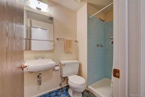 7621 Oak Street Arvada CO 80005
