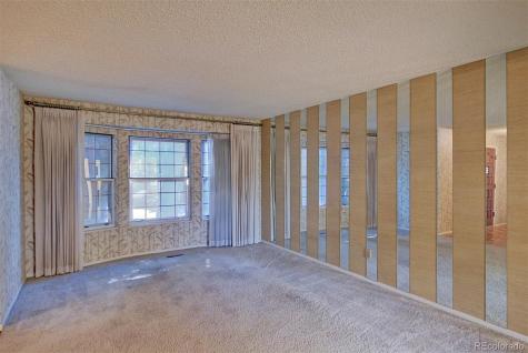 7621 Oak Street Arvada CO 80005