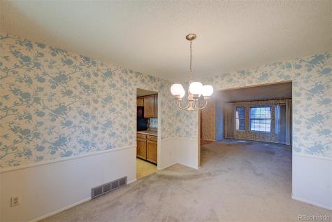 7621 Oak Street Arvada CO 80005
