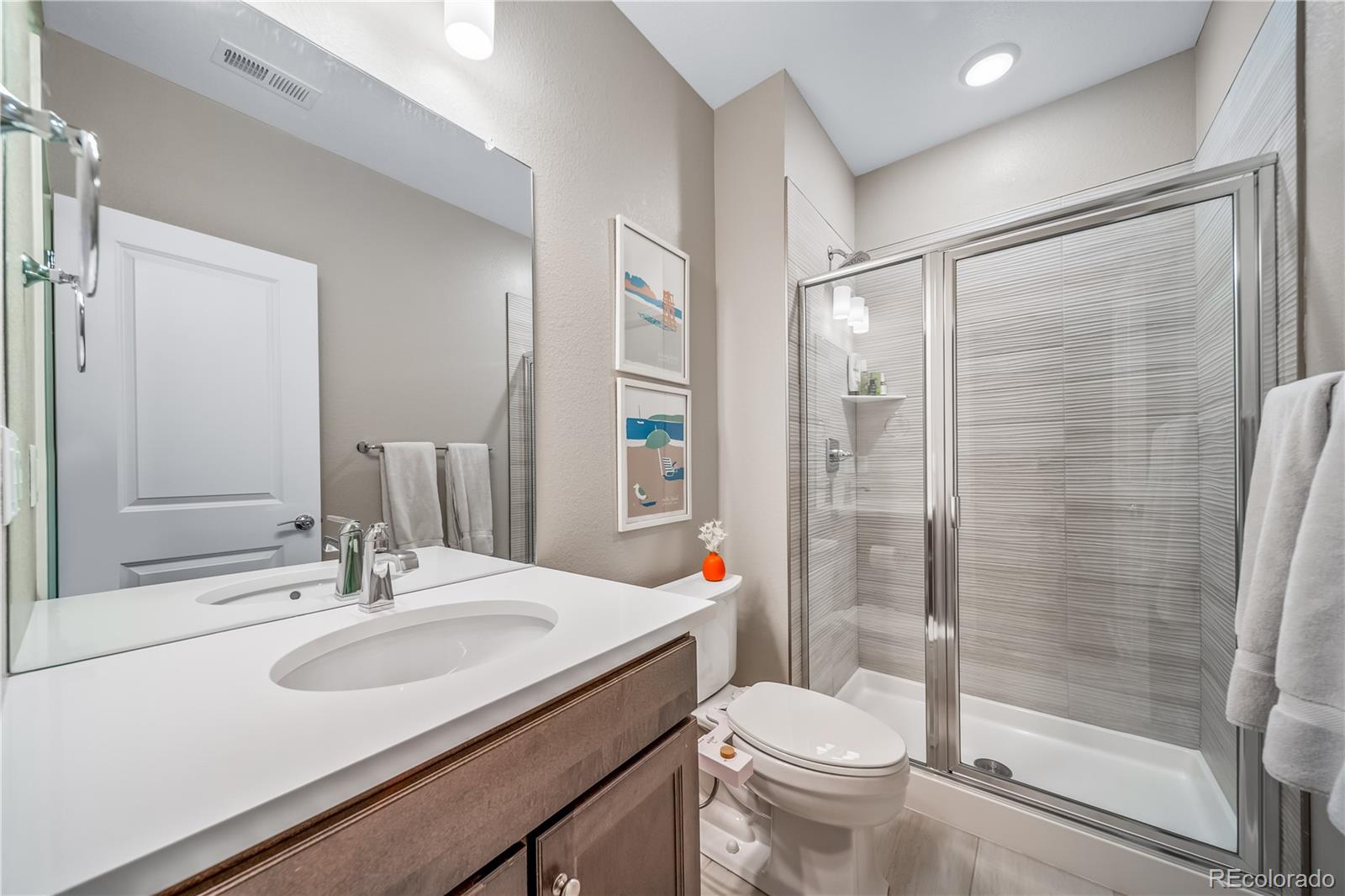 6322 N Emporia Street Denver CO 80238