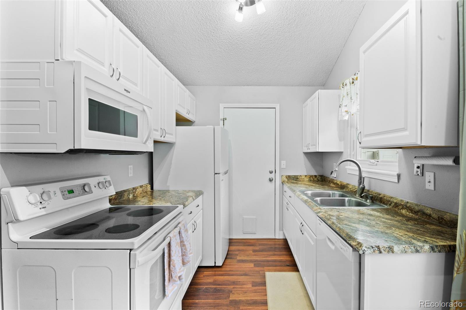 17551 E Temple Drive Aurora CO 80015