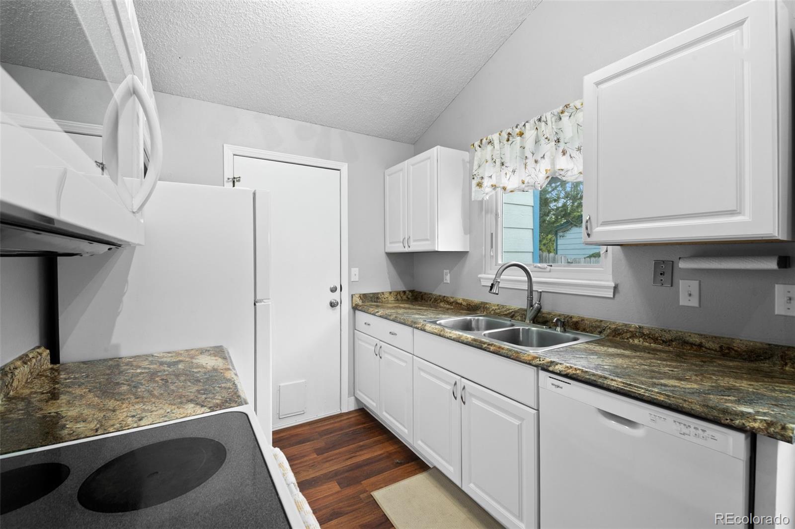 17551 E Temple Drive Aurora CO 80015