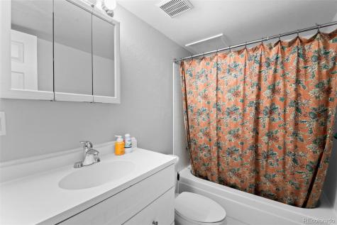 17551 E Temple Drive Aurora CO 80015
