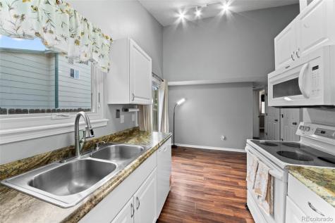 17551 E Temple Drive Aurora CO 80015
