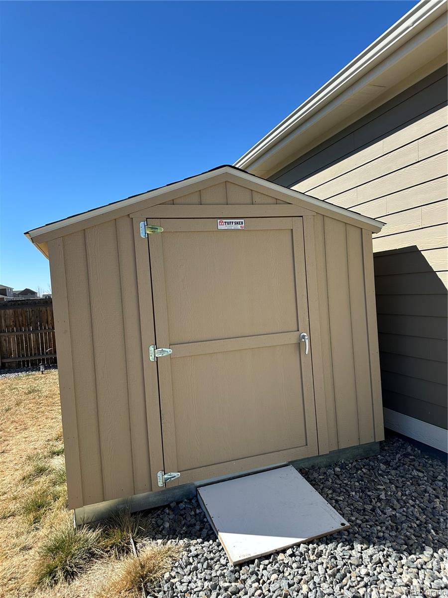 56482 E 23rd Avenue Strasburg CO 80136