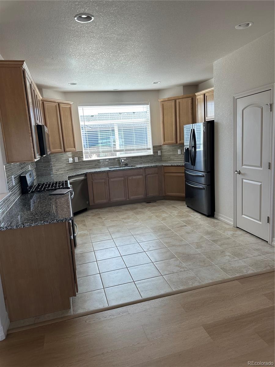 56482 E 23rd Avenue Strasburg CO 80136