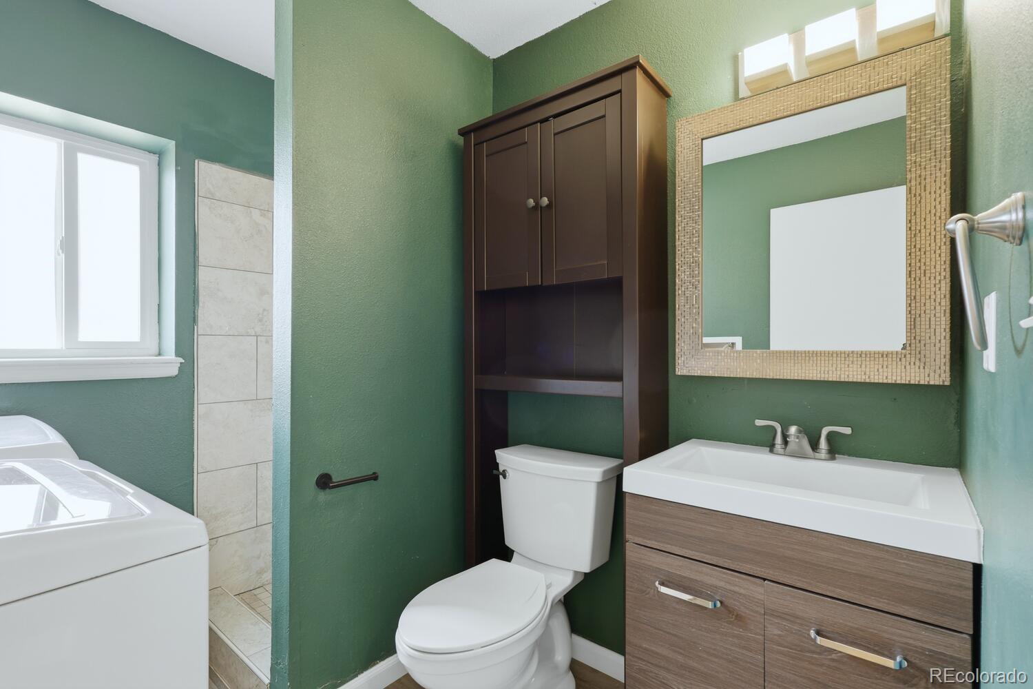 5141 Duluth Court Denver CO 80239