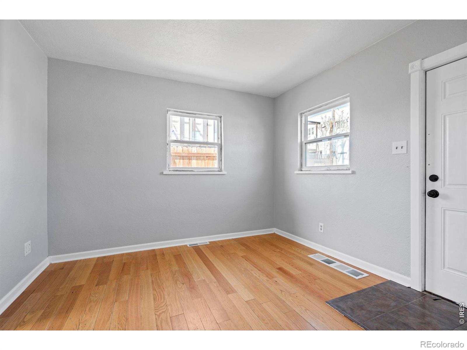 1105 S Zenobia Street Denver CO 80219