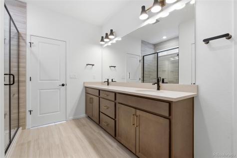 2181 S Irvington Street Aurora CO 80018