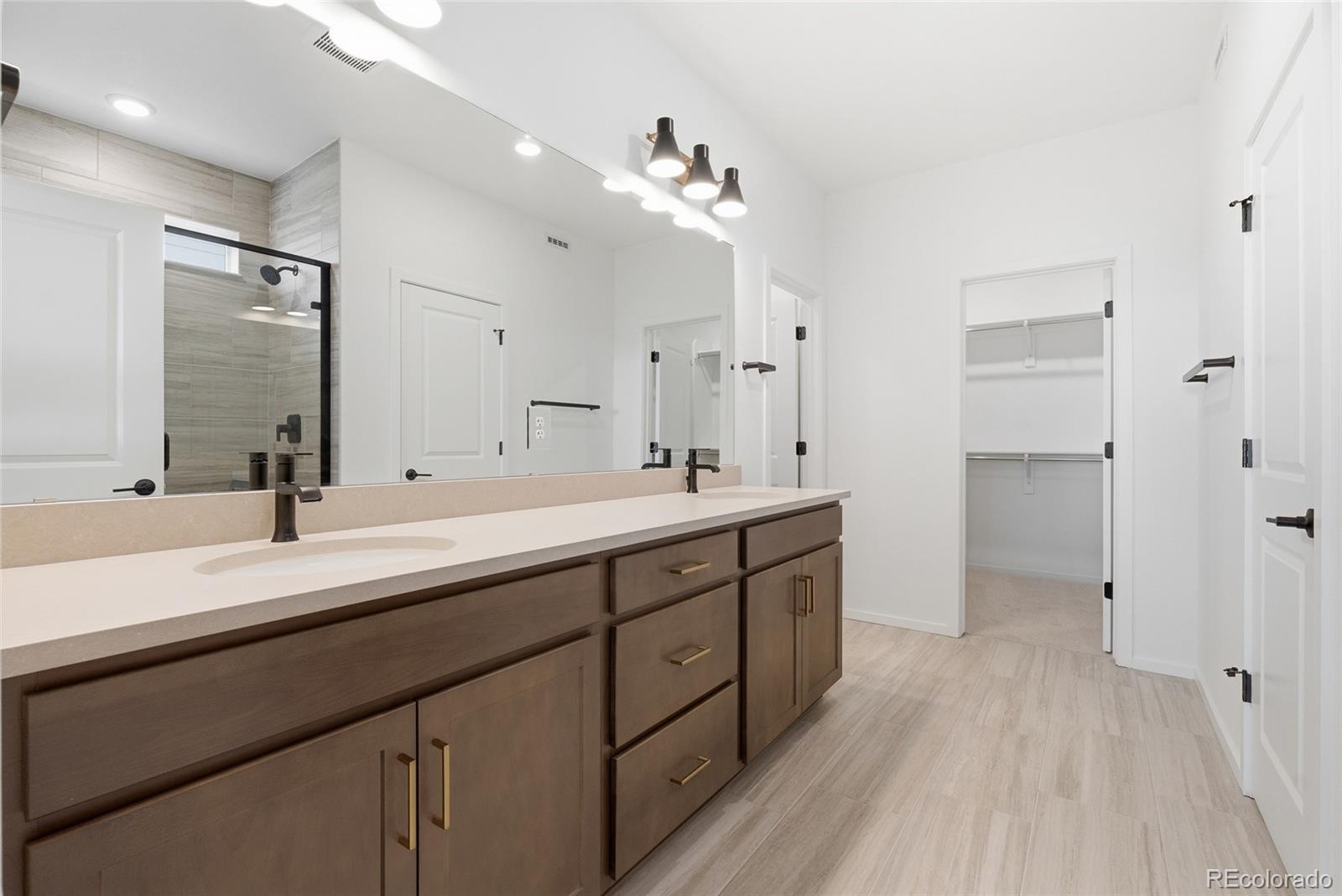 2181 S Irvington Street Aurora CO 80018