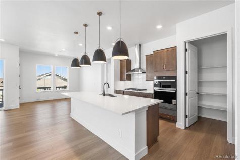 8664 S Quemoy Street Aurora CO 80016