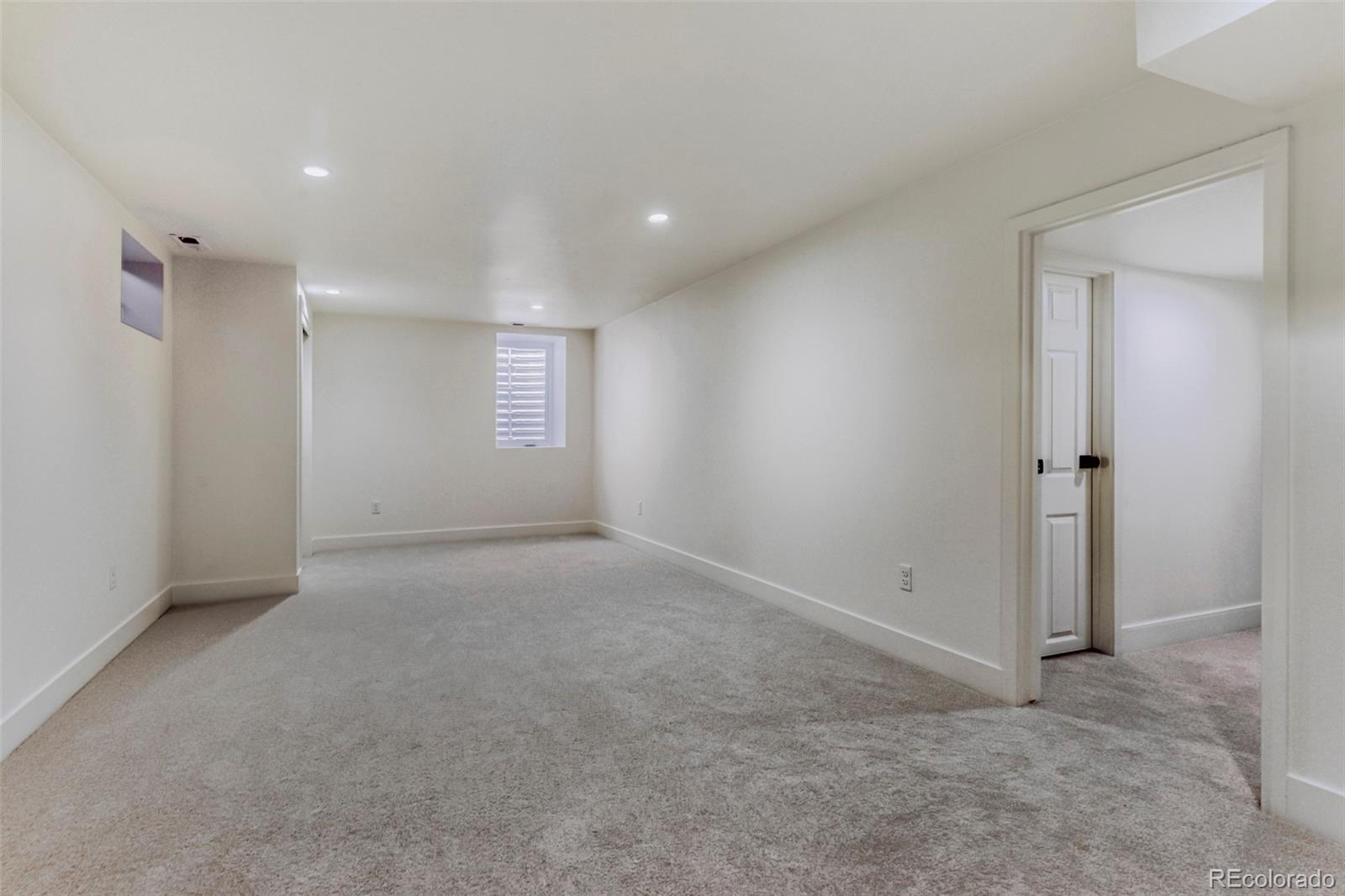6898 W Nova Drive Littleton CO 80128