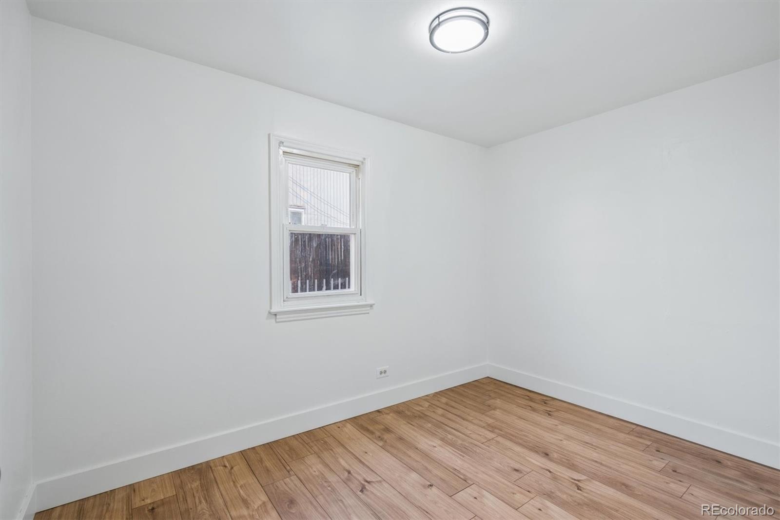 936 Meade Street Denver CO 80204