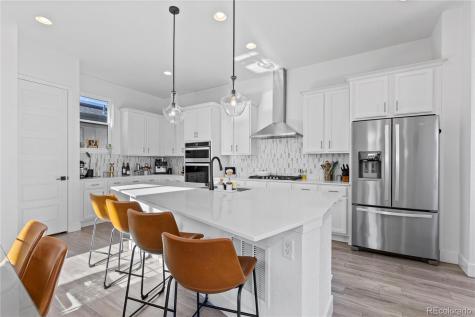 6058 N Perth Street Aurora CO 80019