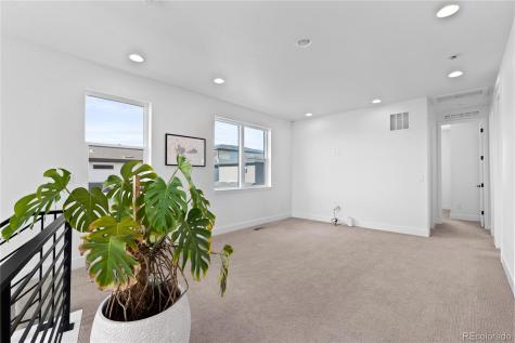 6058 N Perth Street Aurora CO 80019