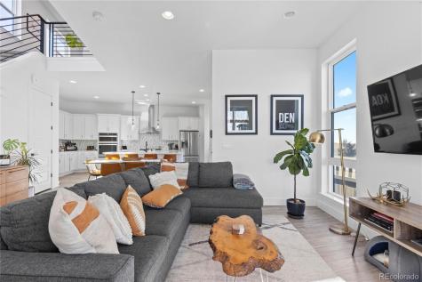 6058 N Perth Street Aurora CO 80019