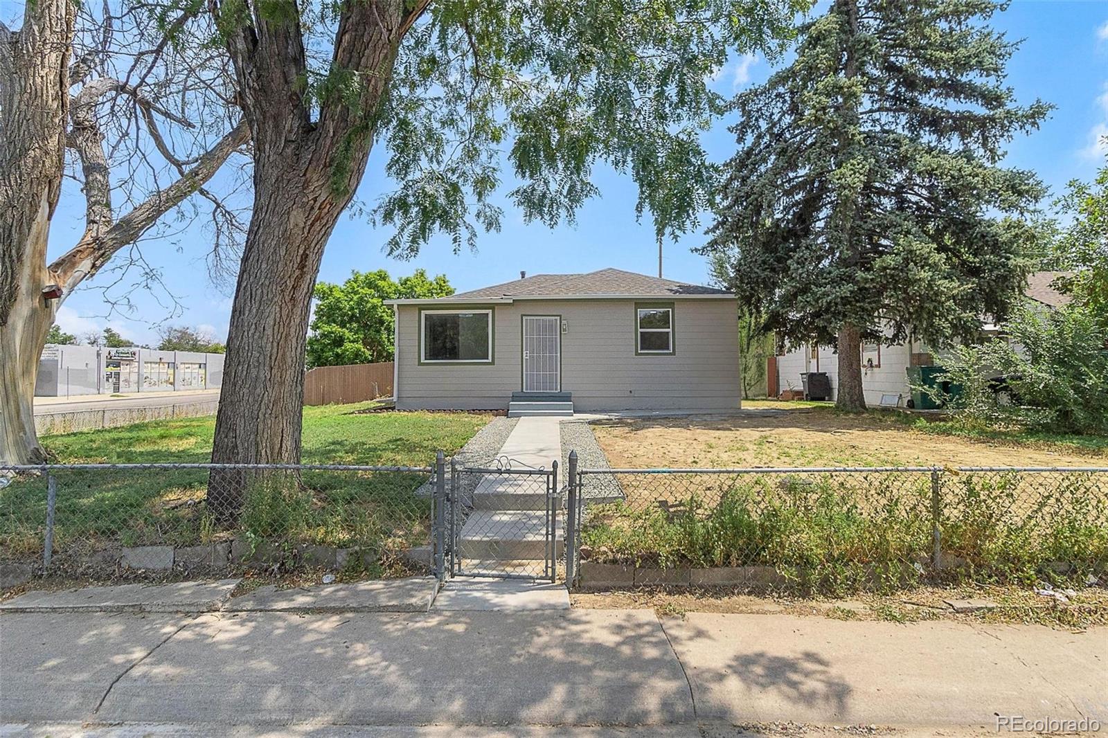 1990 Newark Street Aurora CO 80010
