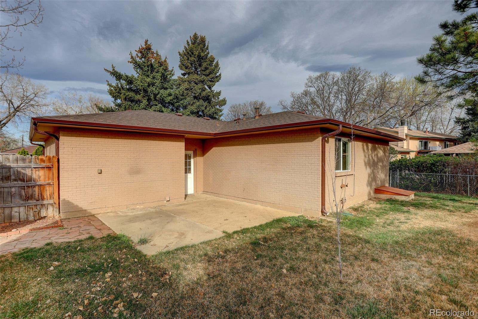 1820 Meadow Lane Longmont CO 80501