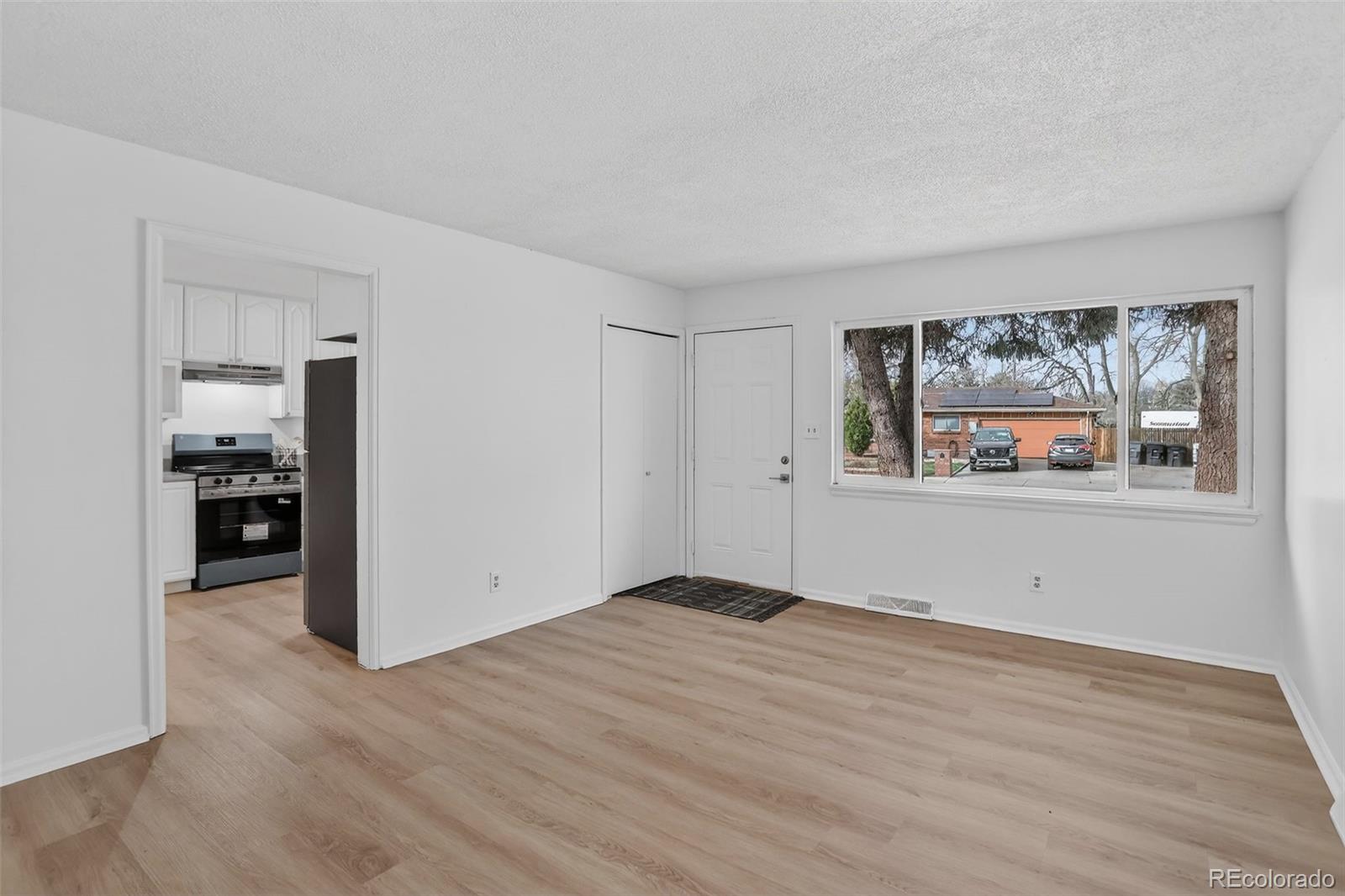 1820 Meadow Lane Longmont CO 80501
