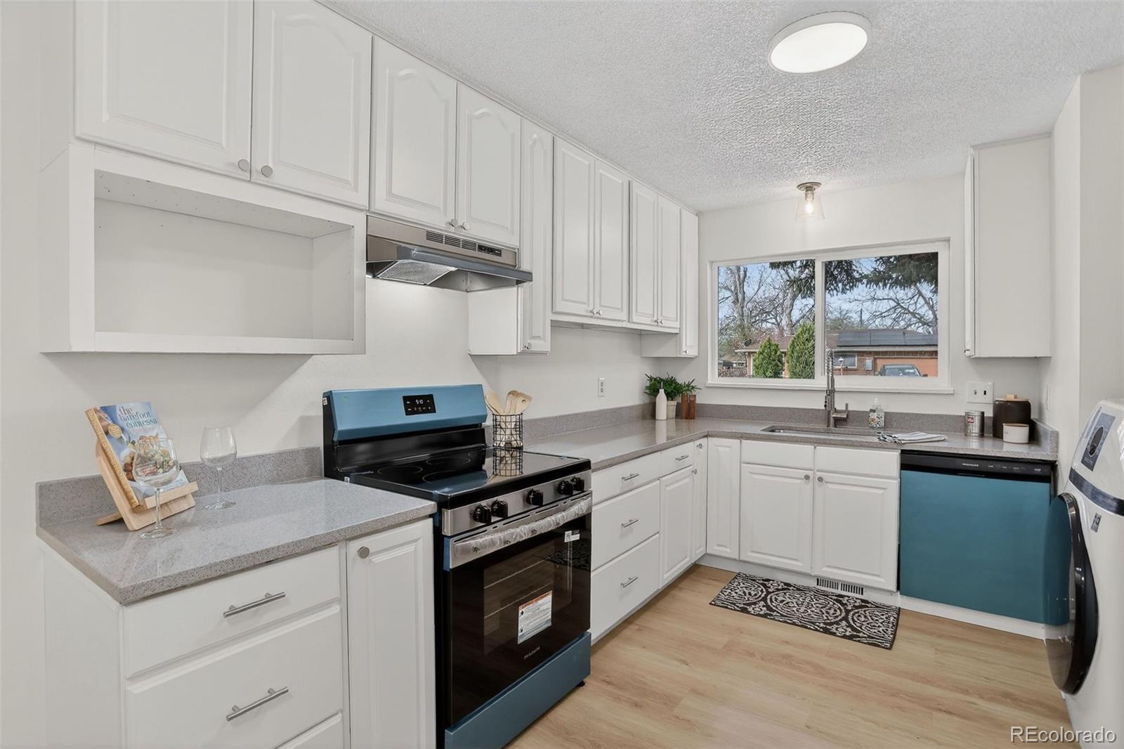 1820 Meadow Lane Longmont CO 80501