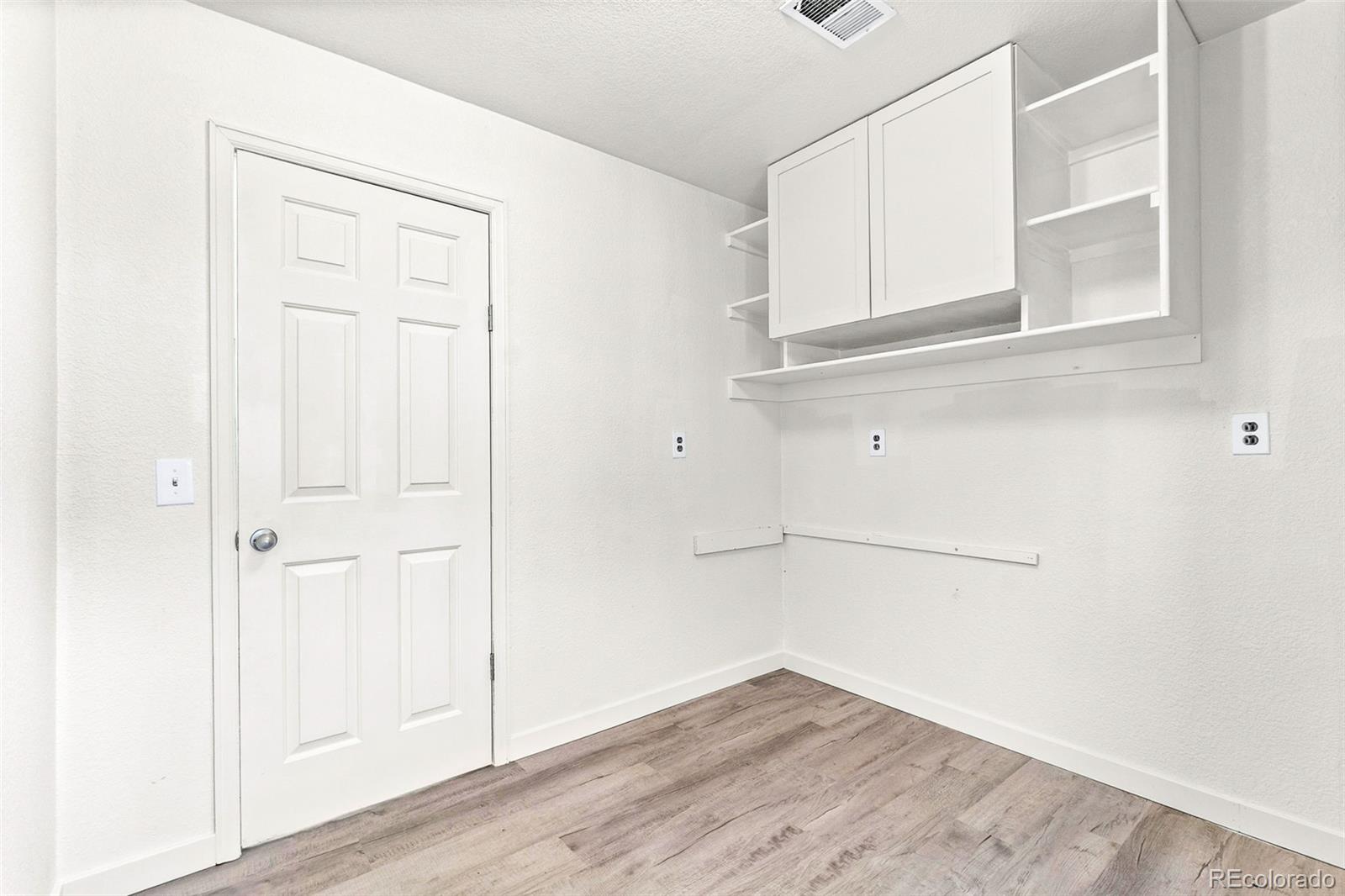 6743 King Street Denver CO 80221