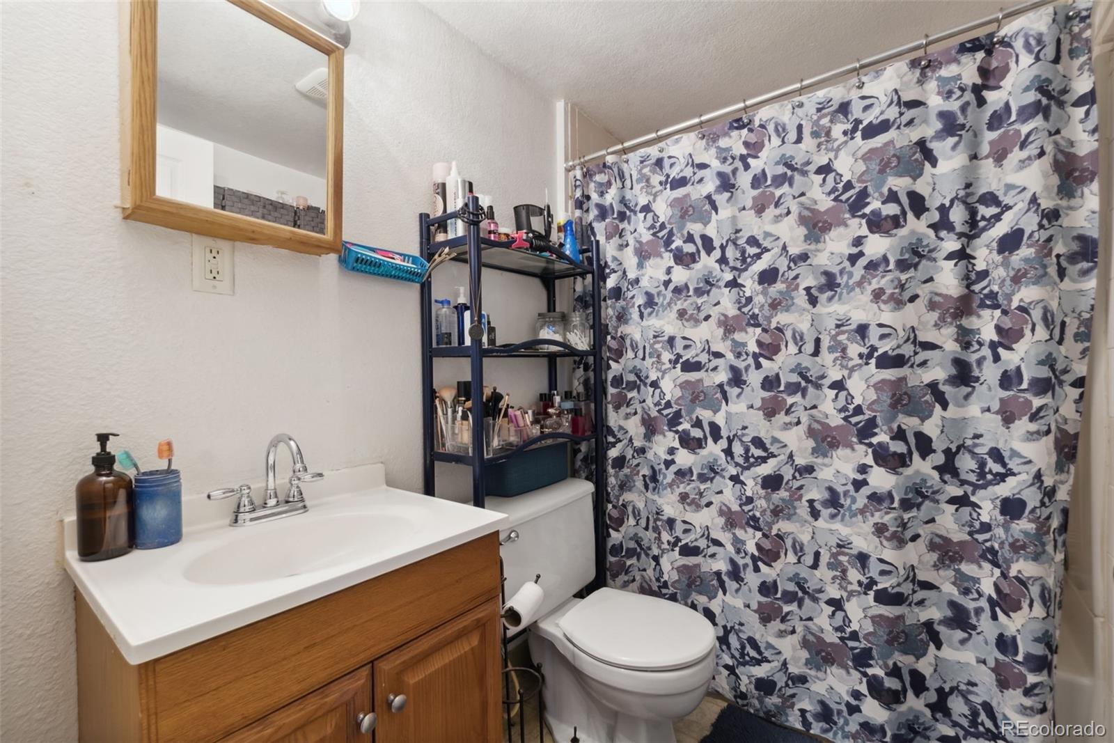 6743 King Street Denver CO 80221