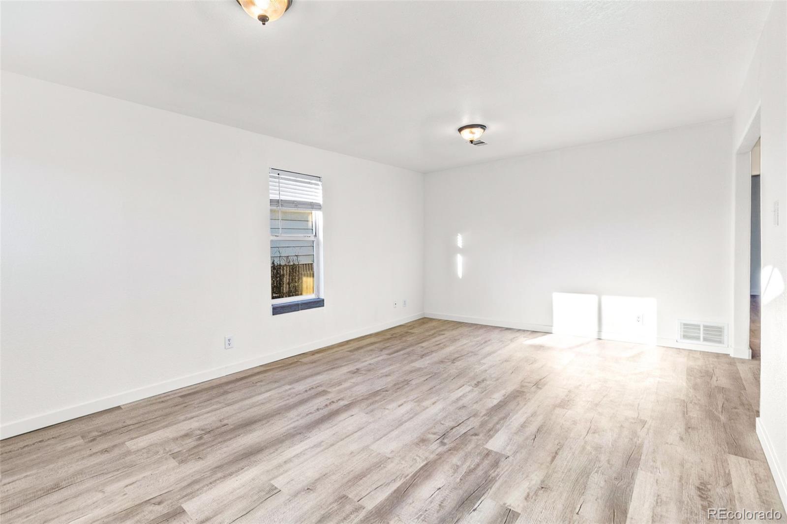 6743 King Street Denver CO 80221