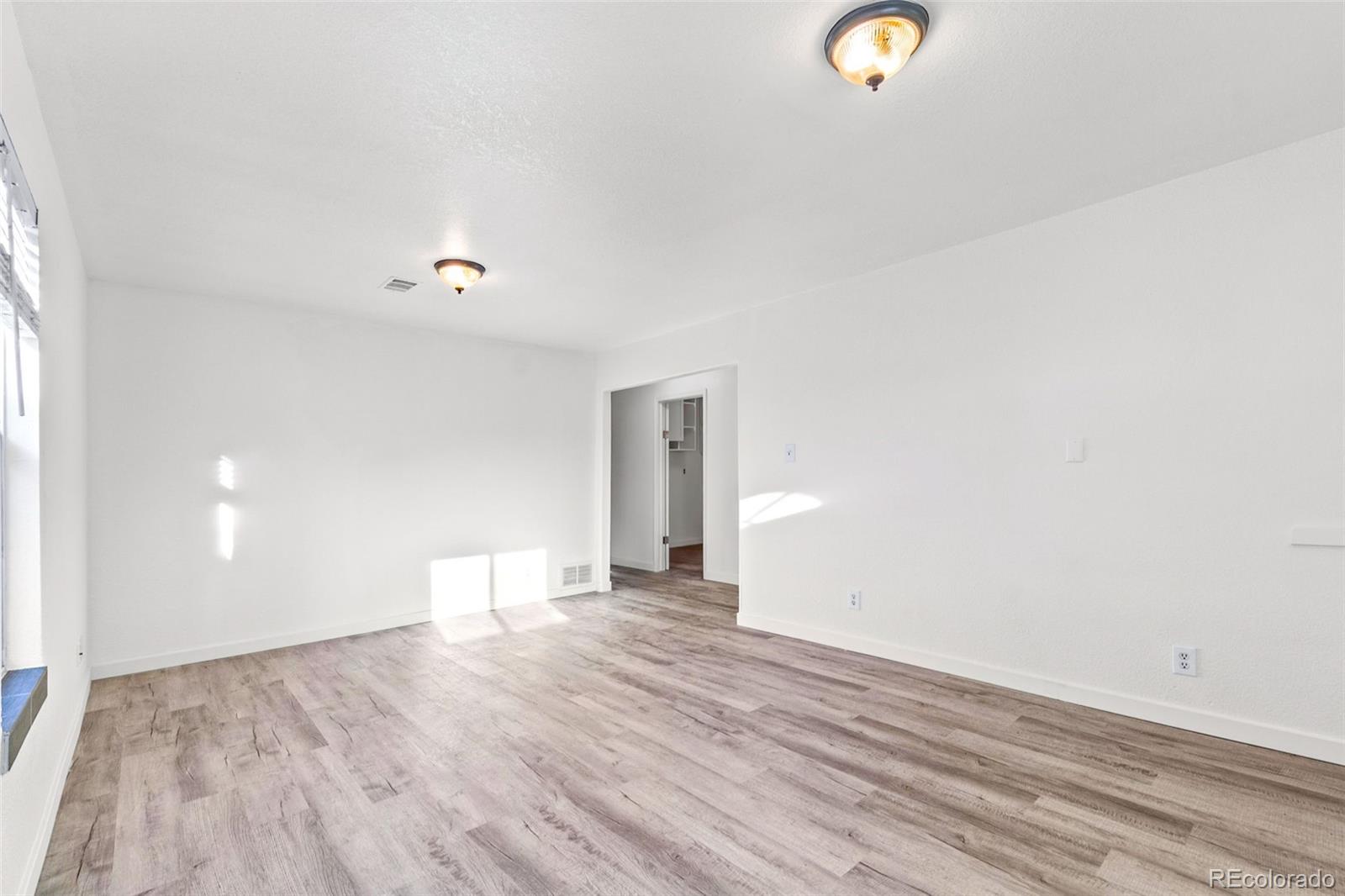 6743 King Street Denver CO 80221
