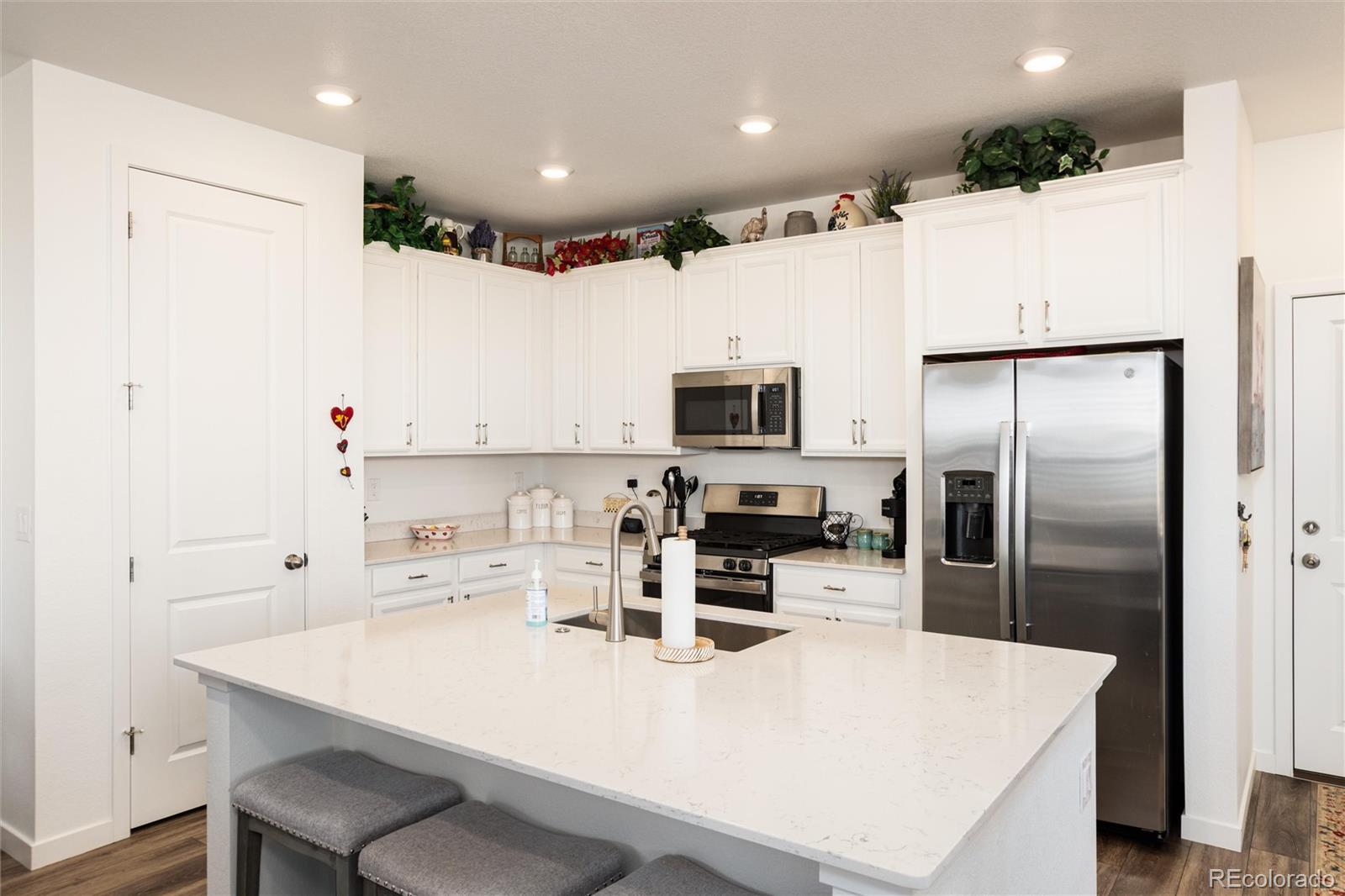 8962 Larose Court Parker CO 80134