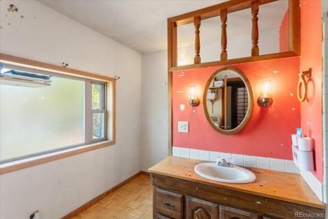 125 1st Street Saguache CO 81149