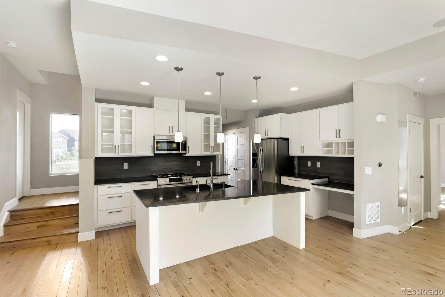 5434 N Verbena Street Denver CO 80238