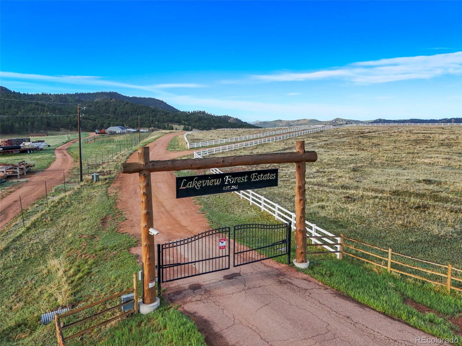 224 Lakeview Forest Heights Florissant CO 80816