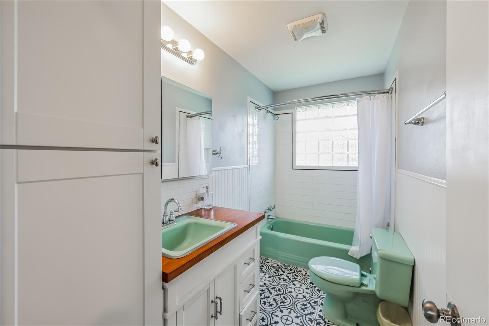 1072 S Decatur Street Denver CO 80219