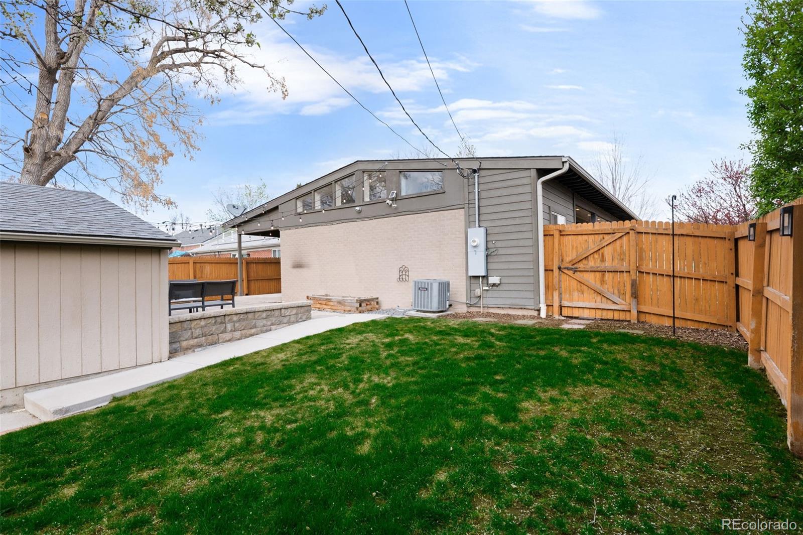 901 Glencoe Street Denver CO 80220