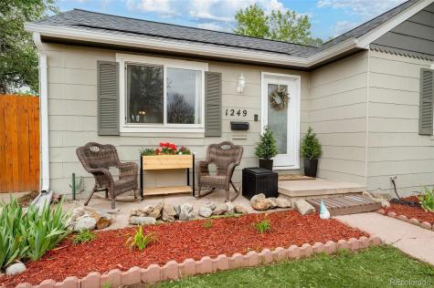 1249 Macon Street Aurora CO 80010