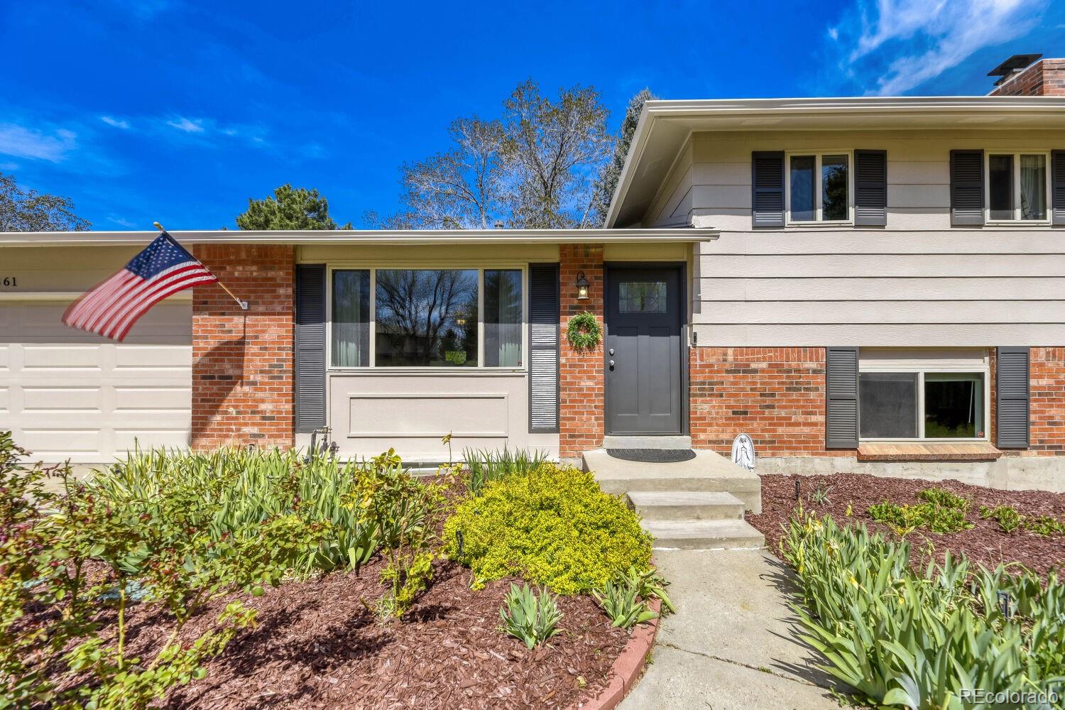 6361 S Ash Court Centennial CO 80121