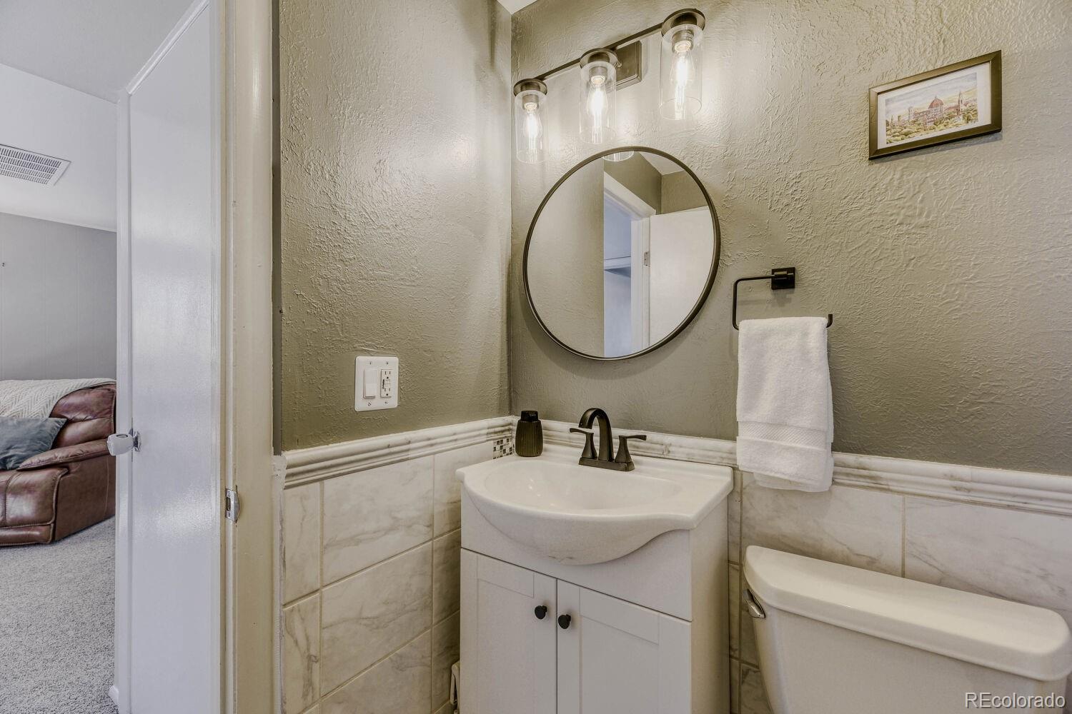 6361 S Ash Court Centennial CO 80121