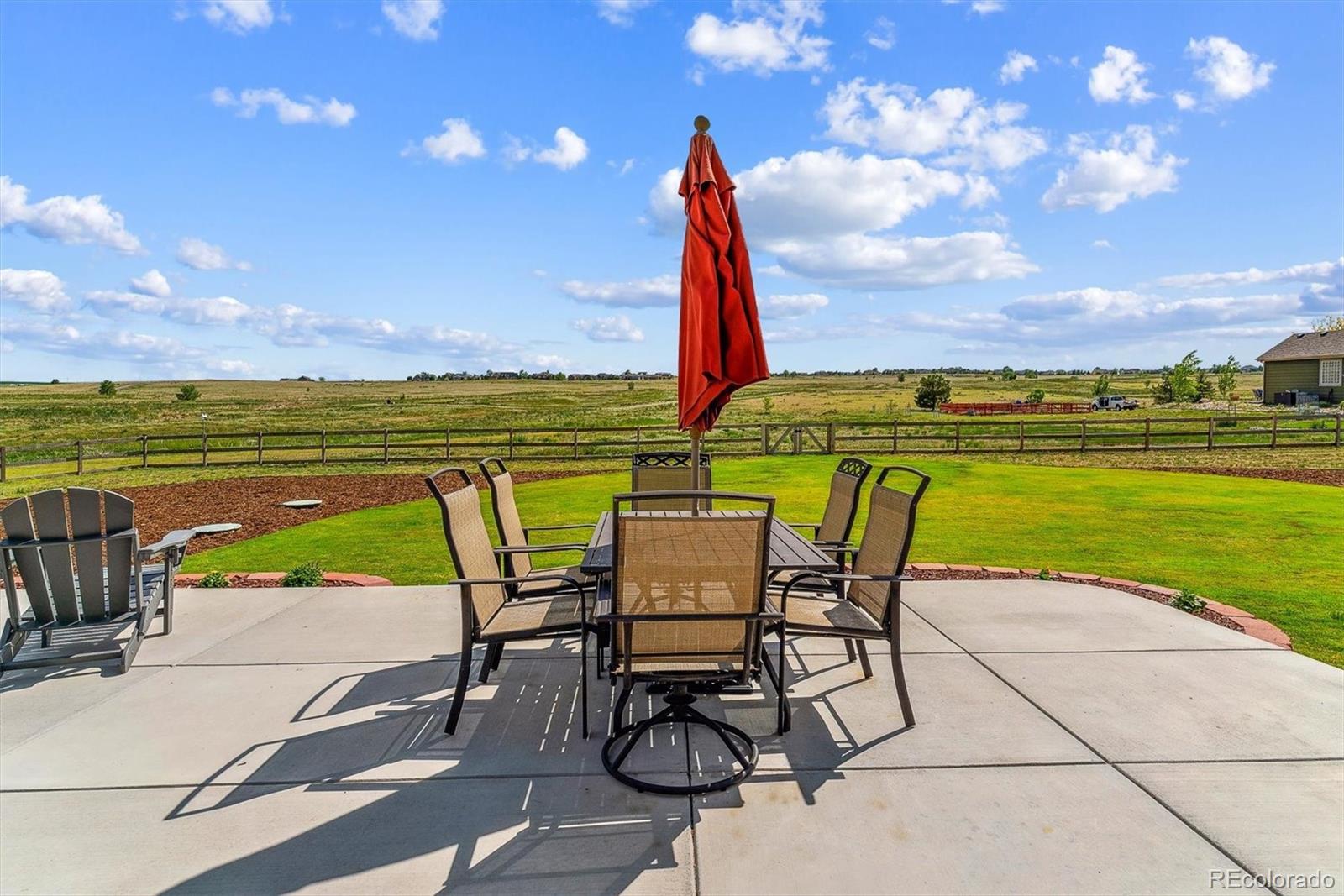 527 Antelope Drive E Bennett CO 80102