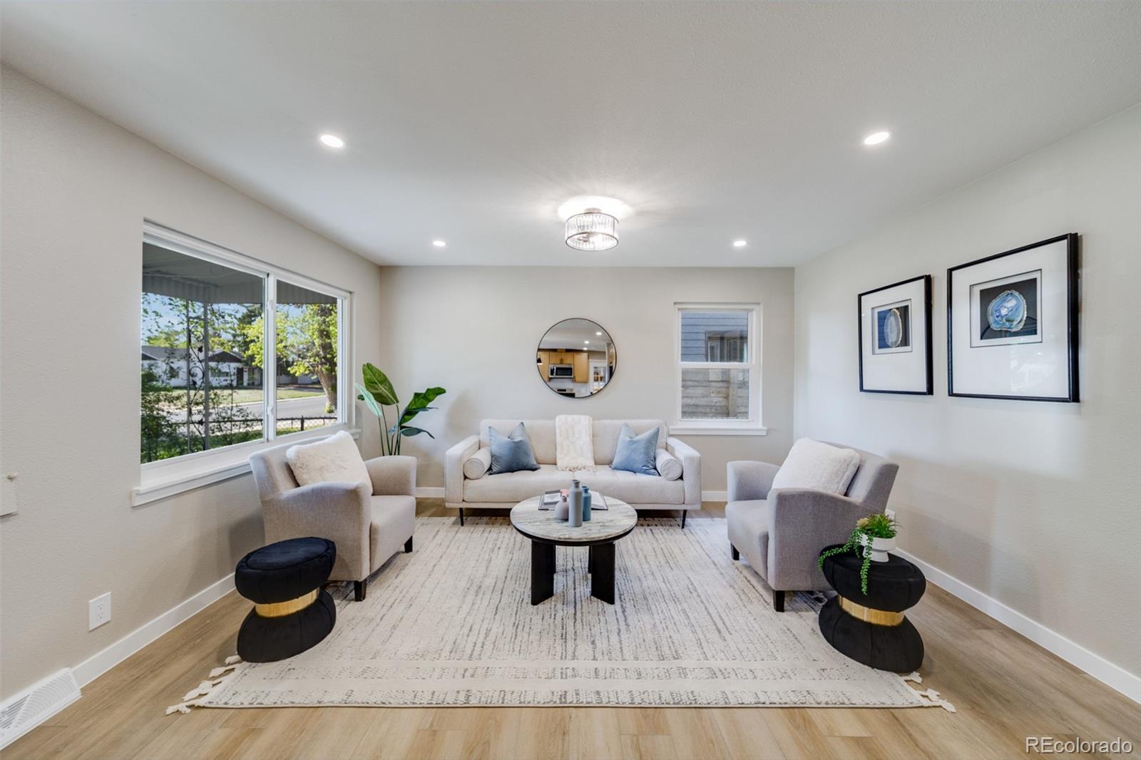 1741 Kingston Street Aurora CO 80010