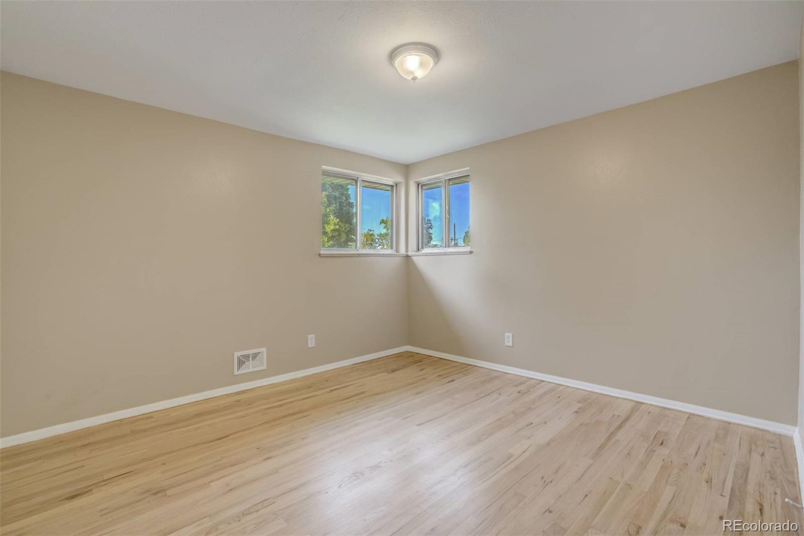 3055 Carson Street Aurora CO 80011