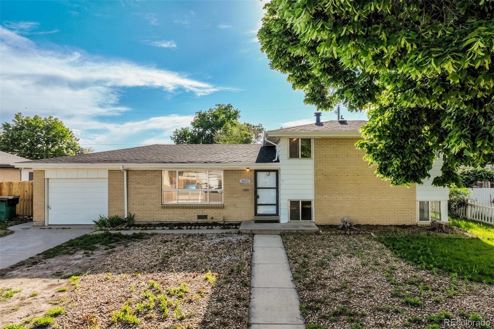 3055 Carson Street Aurora CO 80011