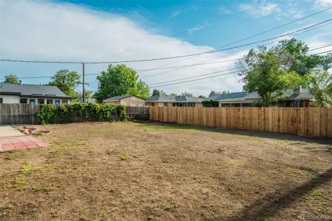 3055 Carson Street Aurora CO 80011