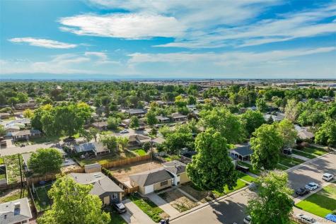 3055 Carson Street Aurora CO 80011
