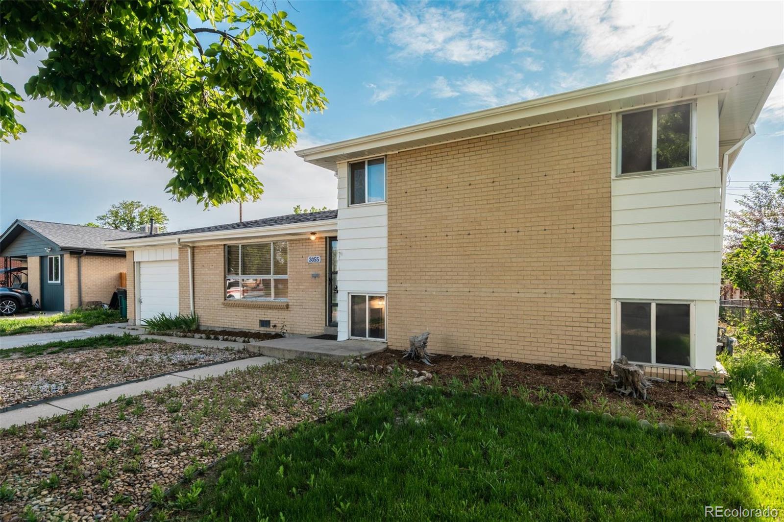 3055 Carson Street Aurora CO 80011