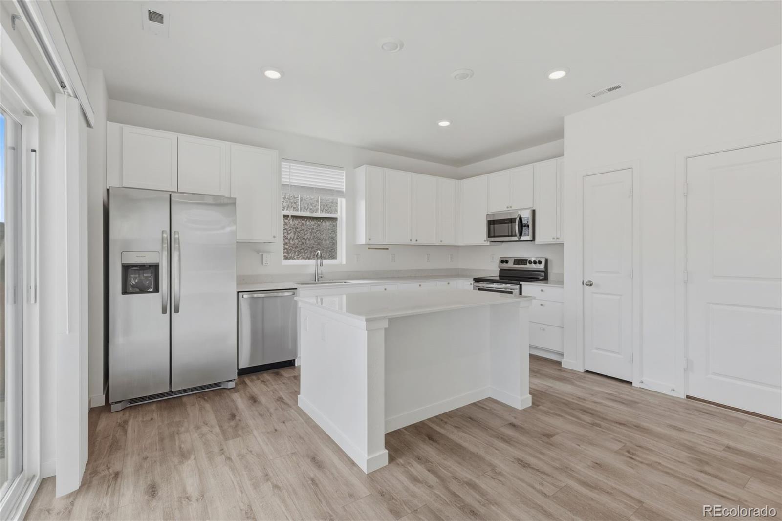 922 W Beverly Street Elizabeth CO 80107