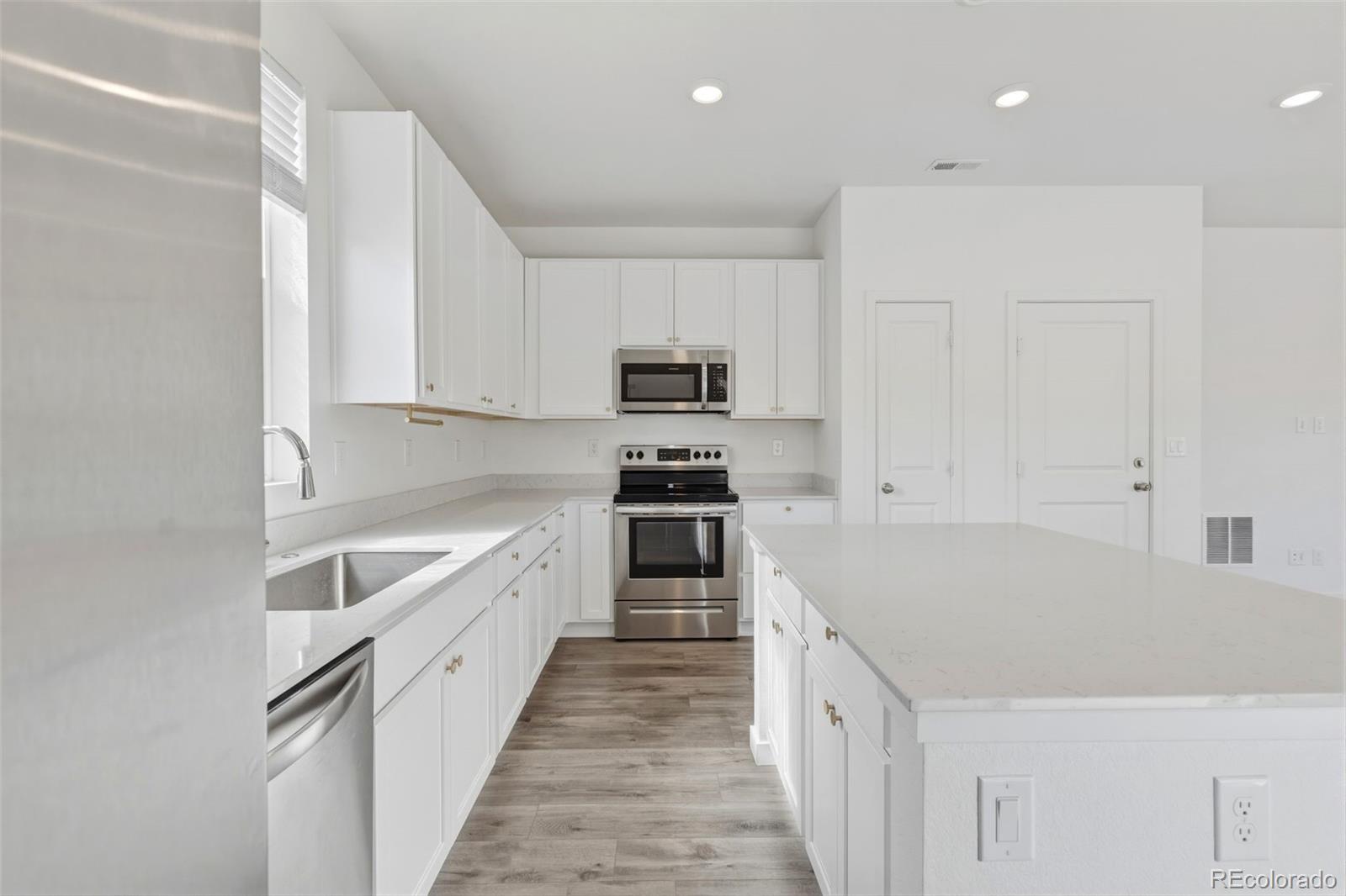 922 W Beverly Street Elizabeth CO 80107